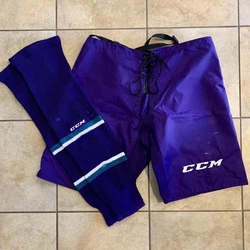 Pro Stock Orlando Solar Bears CCM MPP10 Shell / Sock Combo