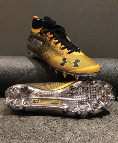 UA Highlight MC Cleats Size 9