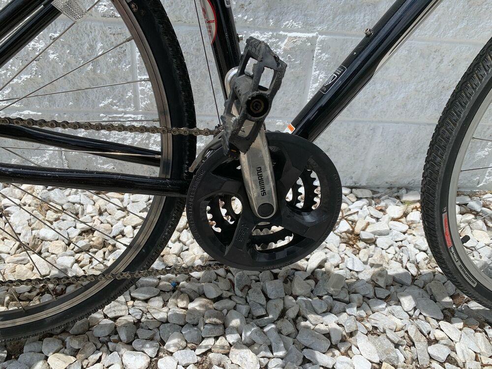TREK 7100 Bike 17.5 in Frame 21 Speed 