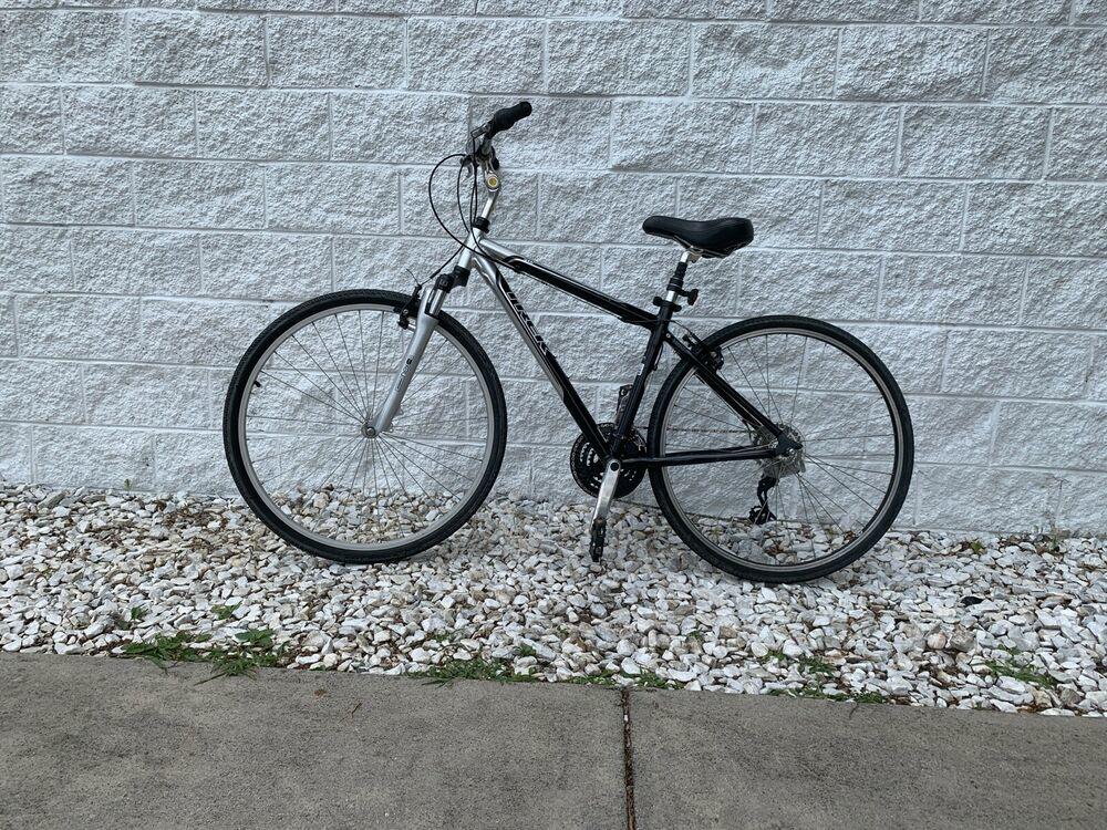 TREK 7100 Bike 17.5 in Frame 21 Speed 