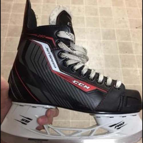Used CCM JetSpeed 250 Regular Width  Size 5 Hockey Skates