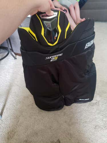 Black Senior New Large Bauer Supreme 2s Pro Hockey Pants