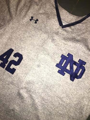 New Under Armour NOTRE DAME FIGHTING IRISH #42 Baseball ACC  Jersey LG ....SEWN NUMBERS..