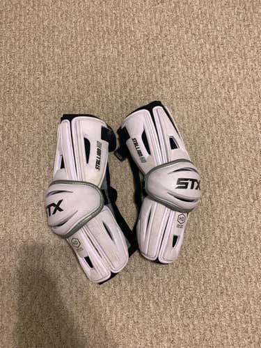 Used Medium STX Stallion HD Arm Pads