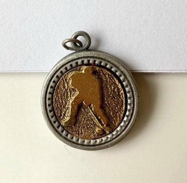 NEW: Hockey Player / Religious Medal