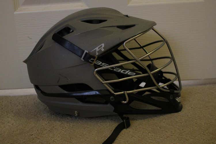 Used Cascade R Helmet