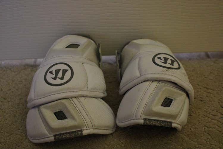 Used Medium Warrior Burn Arm Pads