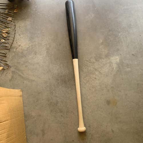 Louisville Slugger Wood Bat(-3) 30 oz 33" Bat