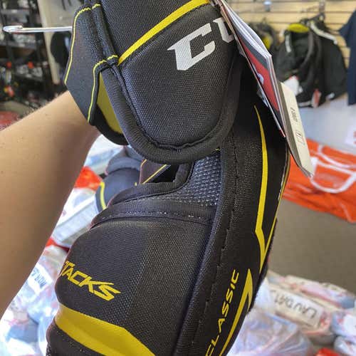 New Sr Medium CCM Classic Elbow Pads