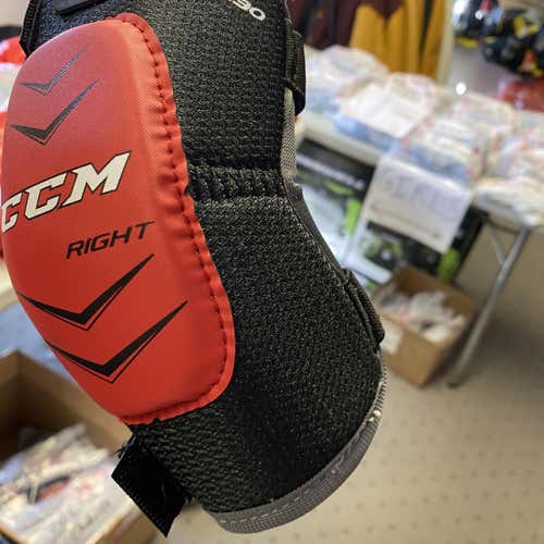 New Youth Medium CCM QuickLite 230 Elbow Pads