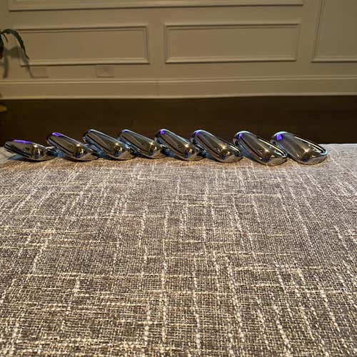 Used Right Handed M CGB Regular Flex Graphite Shaft Iron Set