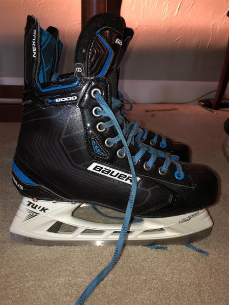 New Bauer Nexus 8000 Extra Wide Width Size 8 Hockey Skates
