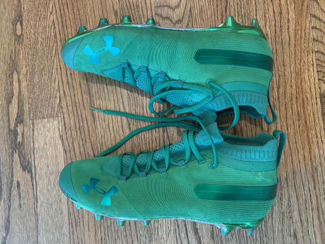 Notre Dame Team Issued Green Under Armour Suede Spotlight MC Cleats (10.5)