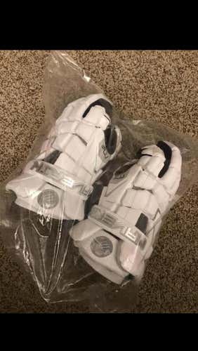 New Maverik M4 13" Lacrosse Gloves