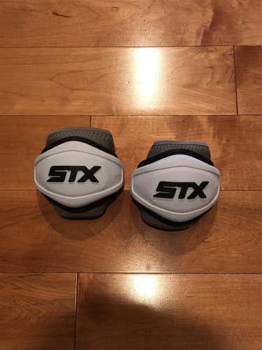 STX Stallion 500 Arm Pads