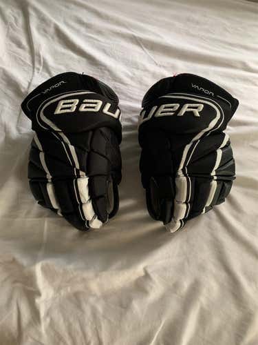 Black Used Bauer Vapor 1X Lite 14"  Gloves
