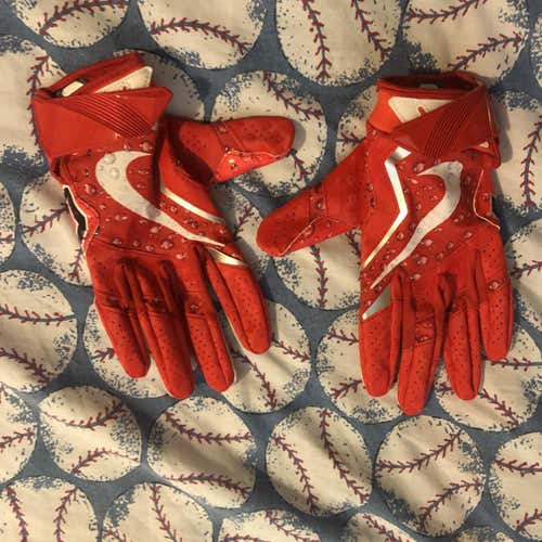 Used Nike Vapor Jet Gloves