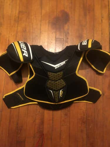 Used Senior Large Bauer Shoulder Pads