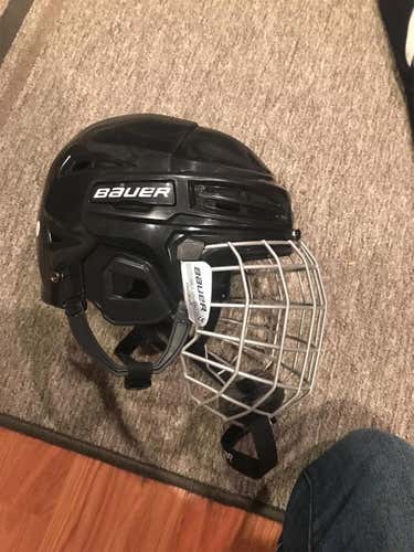 Black Used Medium Bauer IMS 5.0 Helmet Cage Included