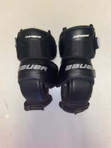 Used Senior Bauer Supreme Knee Pads
