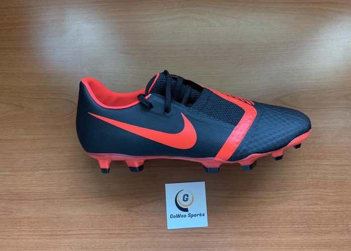 Nike Phantom Venom Men’s Soccer Cleats  (Size 7.5) New
