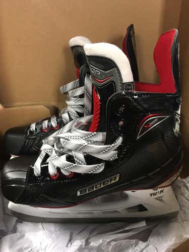 New Bauer Vapor X500 Hockey Skates Size 4.5D