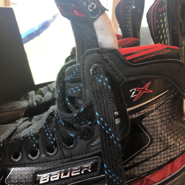 Used Bauer Vapor 2X Regular Width Size 3.5 Hockey Skates