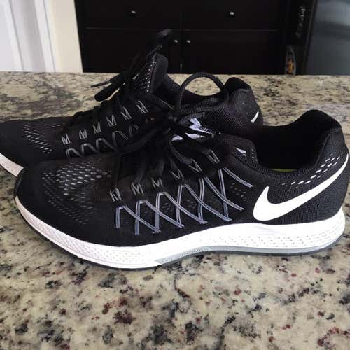 Nike Zoom Pegasus 32 - Size 10