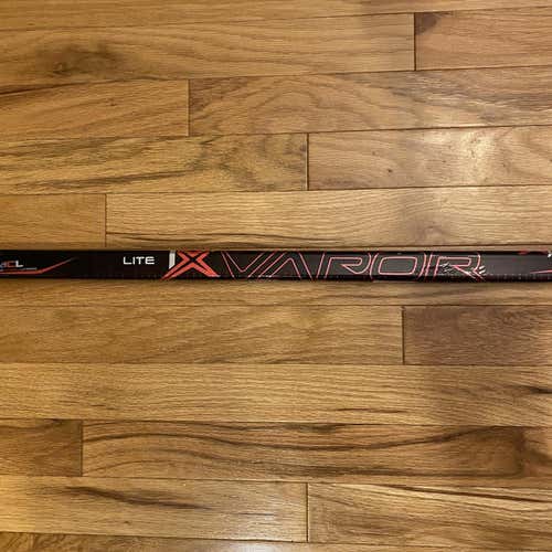 New Right Handed Vapor 1X Lite Hockey Stick