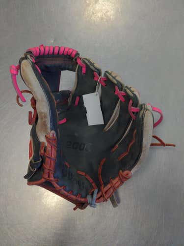 Used Wilson A2000 11 1 2" Baseball & Softball Fielders Gloves