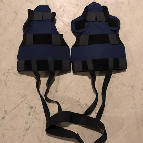 Maltese Knee Pads With Suspenders
