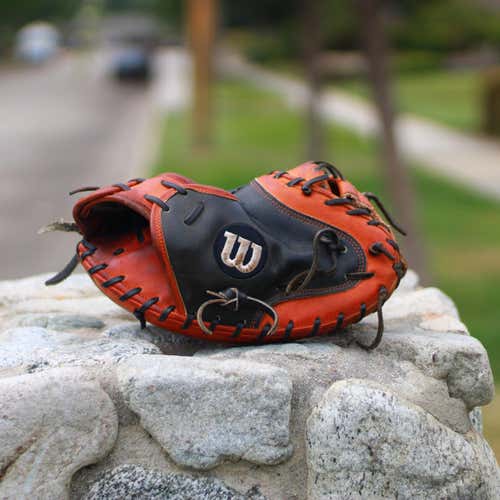 Wilson A2k M1 33.5” Catchers Mitt