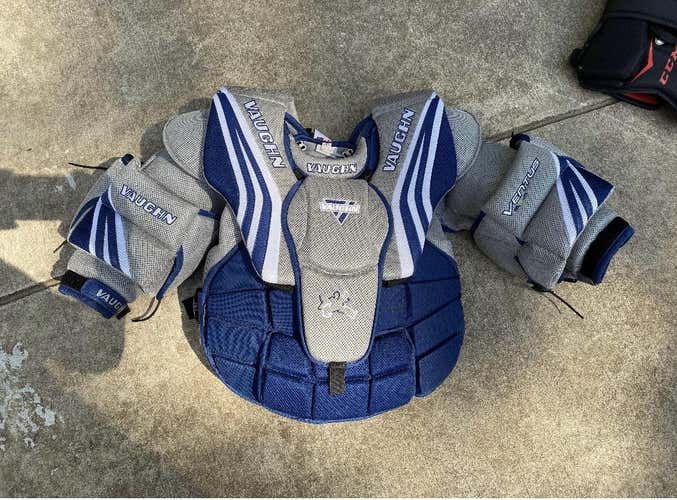 Used Medium Vaughn Ventus SLR Goalie Chest Protector