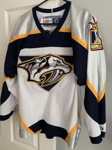 Original Nashville Predators CCM Jersey: White Predators Jersey Adult Small Numberless