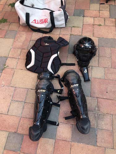 Used All Star Catcher's Set With Bag