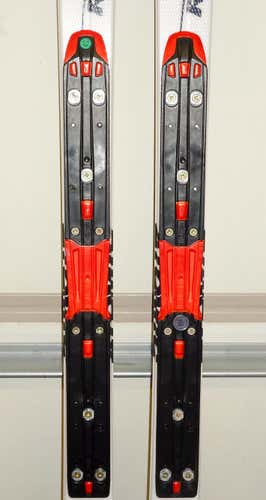Atomic Race GS 12 Giant Slalom Skis Size-158cm Radius-17 Meters