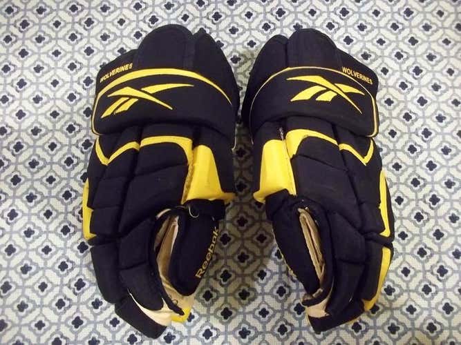 UNIVERSITY OF MICHIGAN  Reebok Gloves
