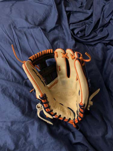 Gold Used Infield A2000 JA27 Gm 11.5" Baseball Glove