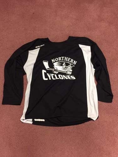Black Used Adult Unisex XL Bauer Jersey