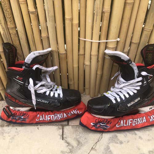 Used Bauer Vapor 2X Regular Width Size 8.5 Hockey Skates