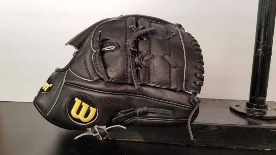 Barely Used Wilson CK22 Baseball Glove 11.75"