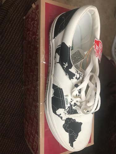 VANS AND SKATES BUNDLE!