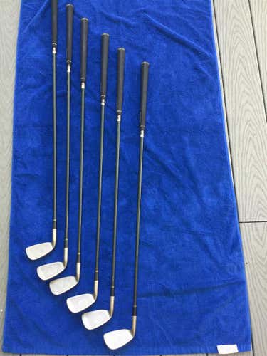 RH SeniorFlex Graphite Shaft King Cobra Iron Set