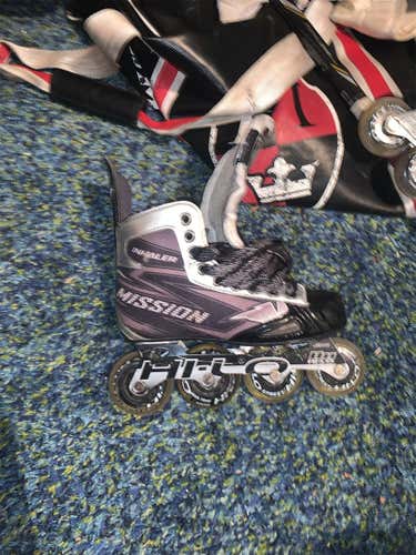 Junior Tour Regular Width Size 4 Inline Skates