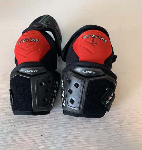 New Large CCM QuickLite Pro Stock Elbow Pads