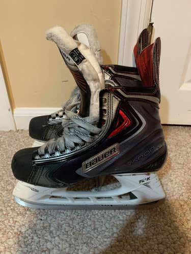 Pre Owned Bauer APX2 6.5D Ice Hockey Skates