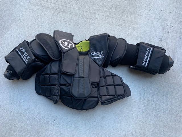 Senior Used Small Warrior Ritual Goalie Chest Protector R/GT PRO