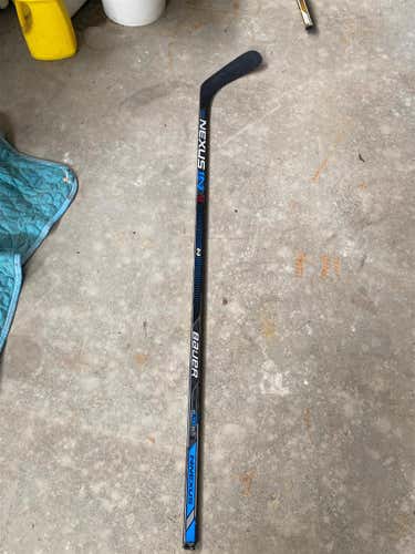Used Right Handed Nexus 1N Mid Pattern Pro Stock Hockey Stick