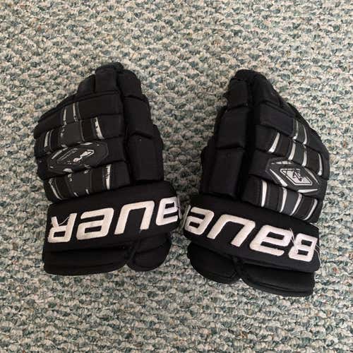 Used Bauer Nexus 800 14" Gloves