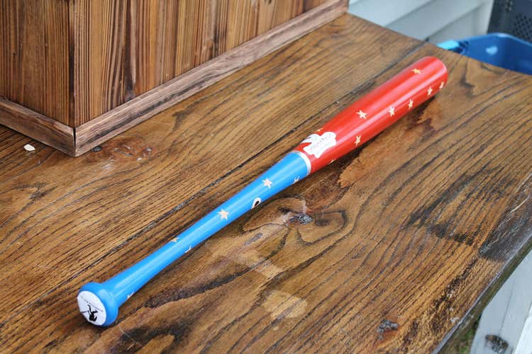 2020 BBCOR Certified Sasquatch Bat (-5) 25 oz 30"